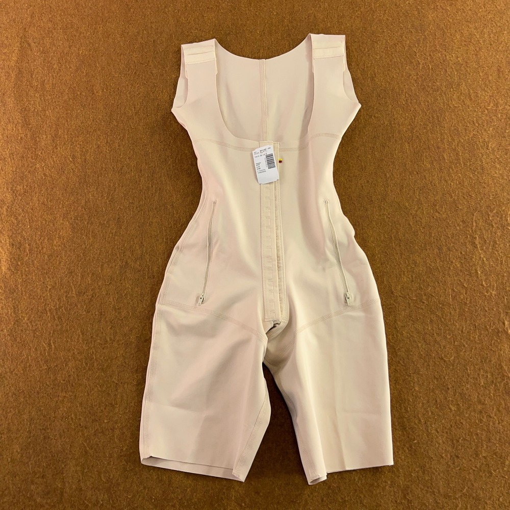 Shapes Secrets Womens Small Beige High Compression Full Body Shapewear NWT